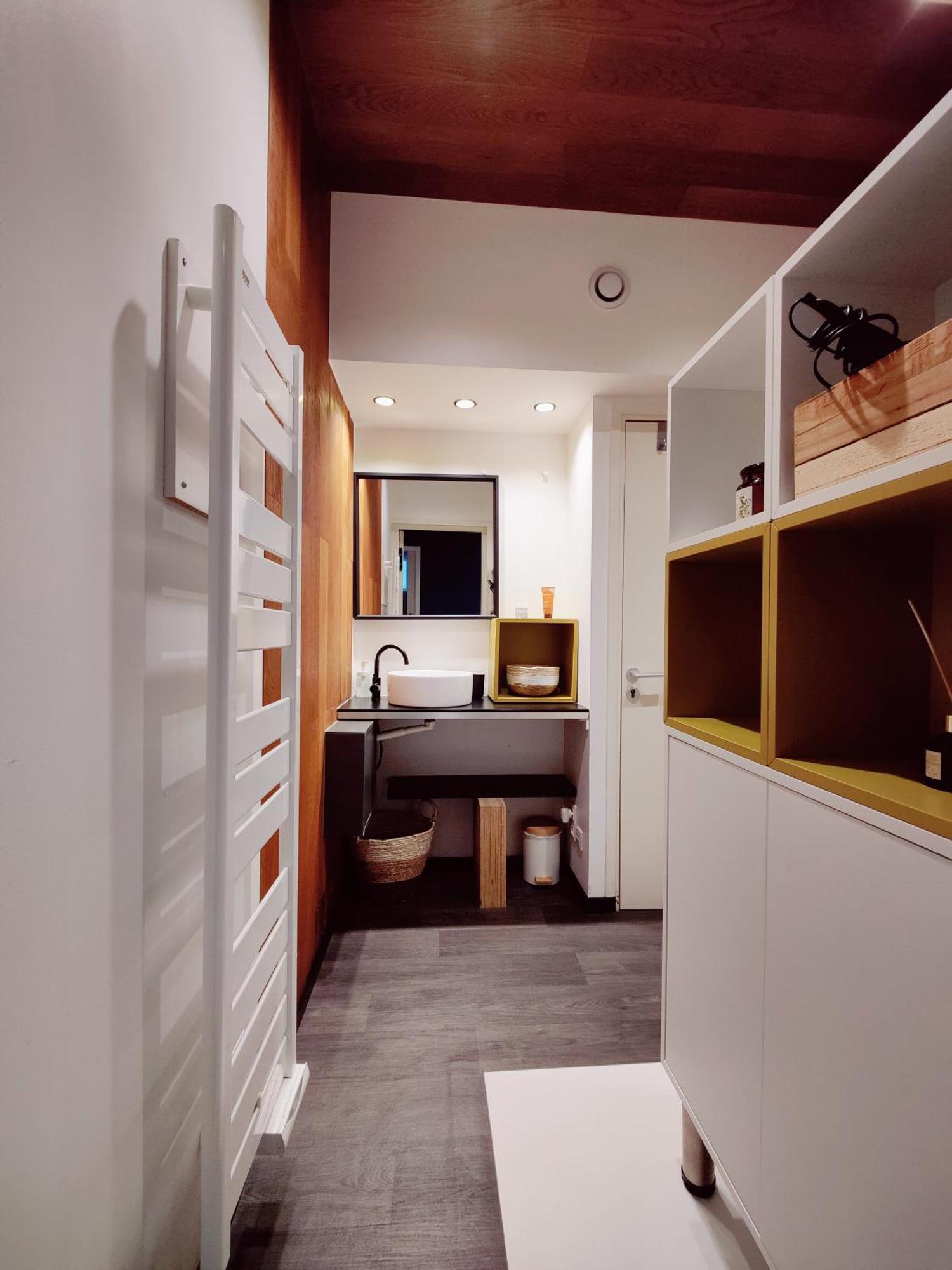 Spacieux Et Calme, 3 Chambres, Ideal Familles Et Professionnels, Vieux Appartement Rijsel