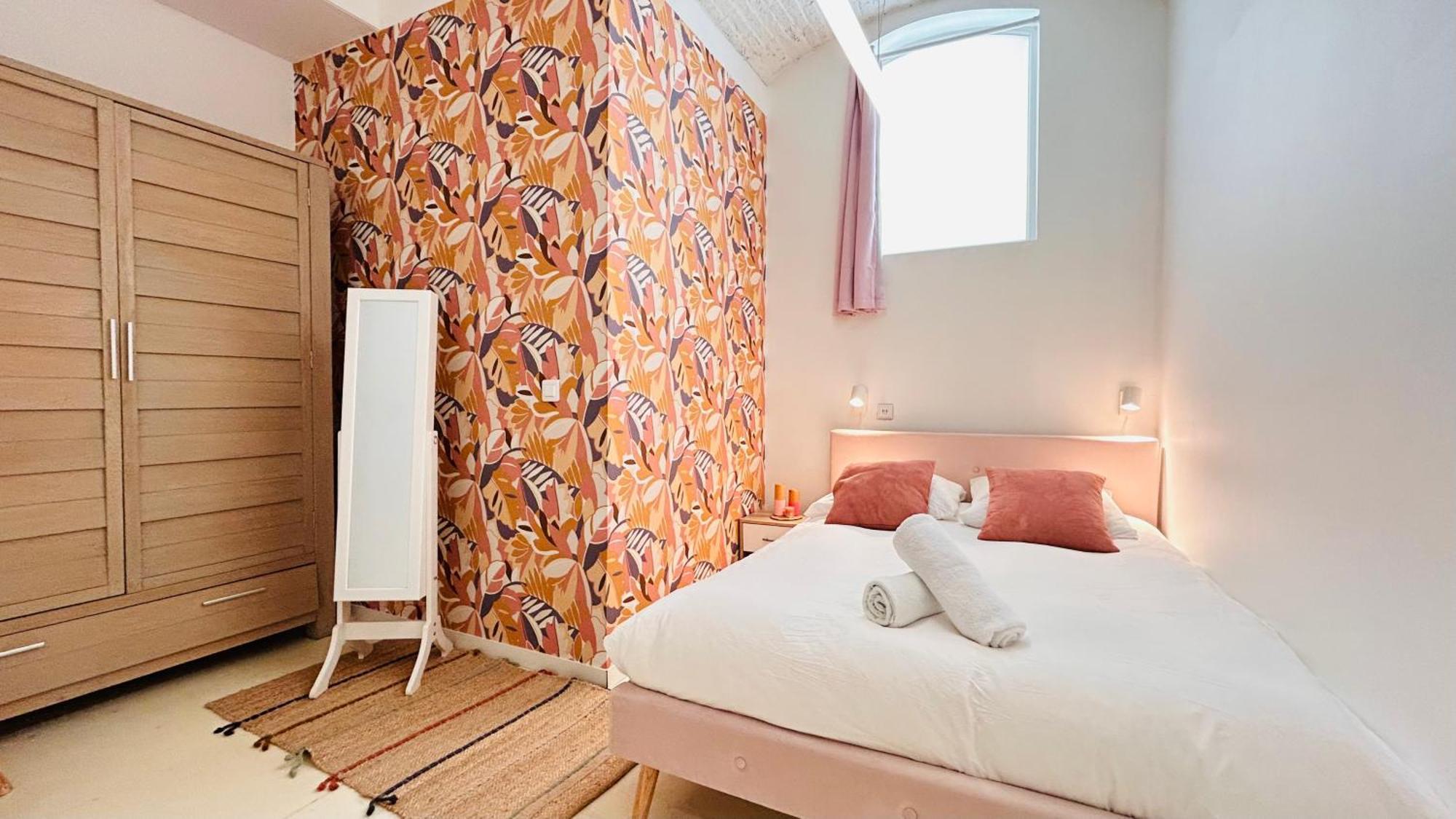Appartement Spacieux Et Calme, 3 Chambres, Ideal Familles Et Professionnels, Vieux Lille Apartment