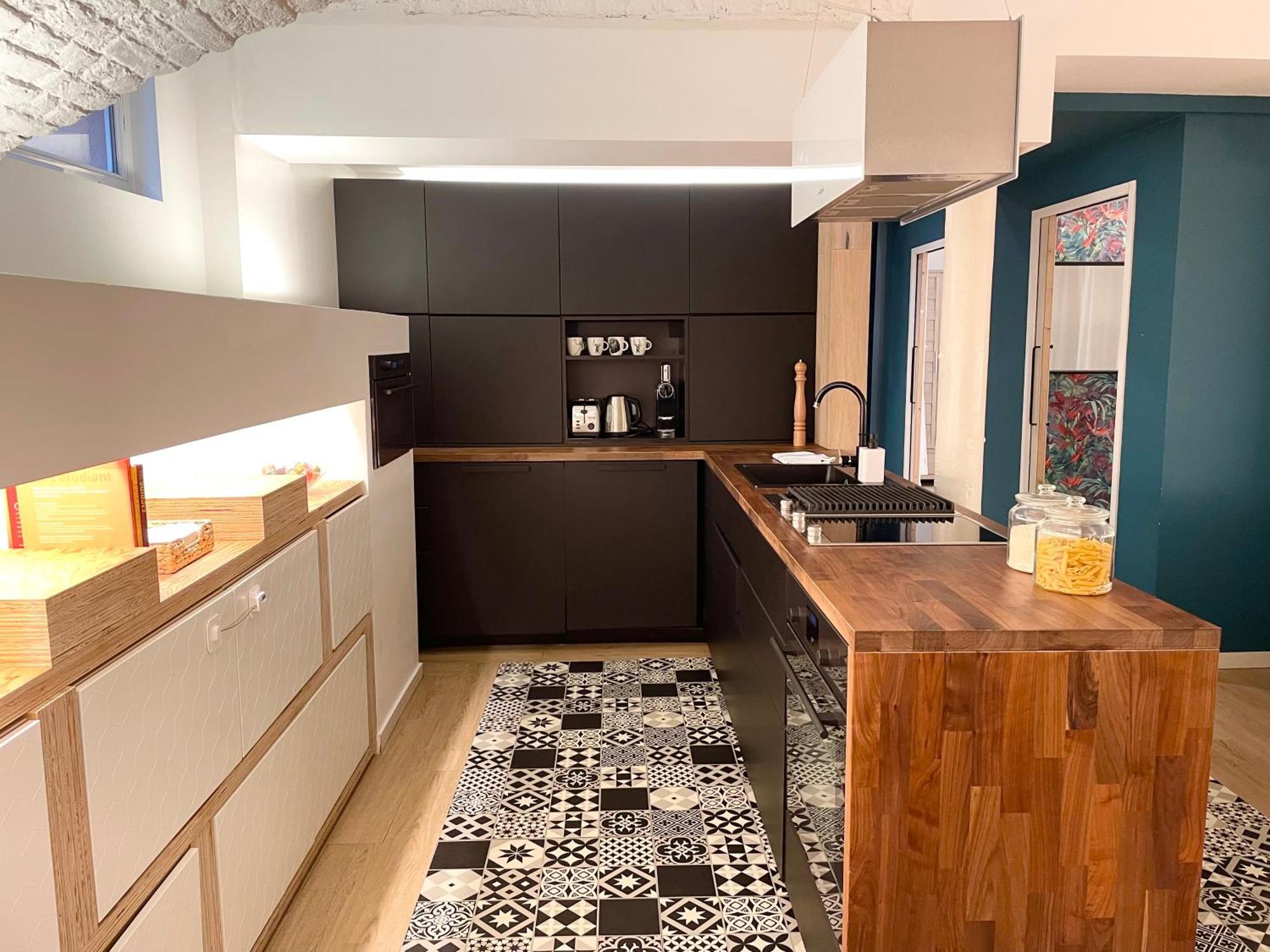 Appartement Spacieux Et Calme, 3 Chambres, Ideal Familles Et Professionnels, Vieux Lille Apartamento *
